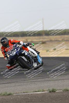 media/Sep-07-2024-Pacific Track Time (Sat) [[9bb89f5e83]]/A group/Phone Wall Paper 1000am/
